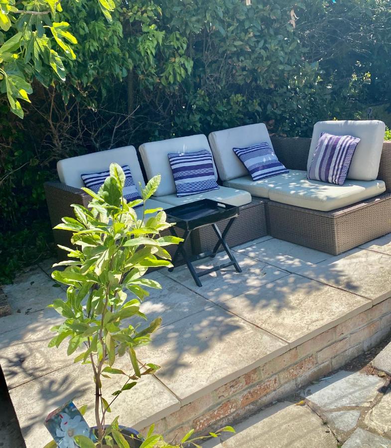 Monmouth House Apartments, Lyme Regis Old Town, Dog Friendly, Parking Eksteriør billede