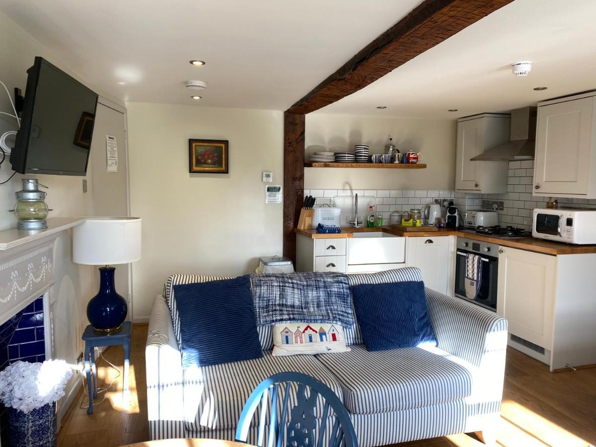 Monmouth House Apartments, Lyme Regis Old Town, Dog Friendly, Parking Eksteriør billede