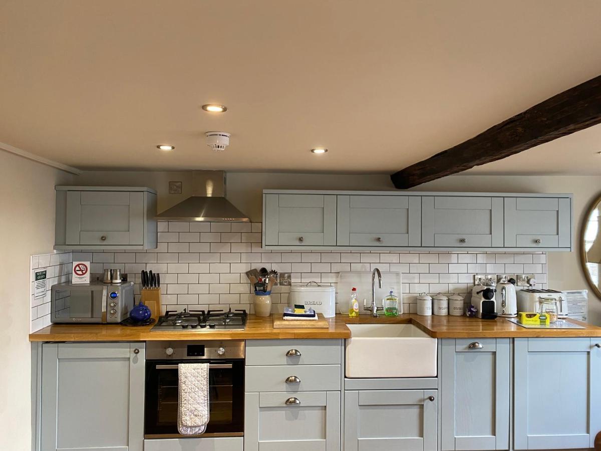 Monmouth House Apartments, Lyme Regis Old Town, Dog Friendly, Parking Eksteriør billede